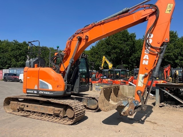 Doosan DX 140 LCR-5 - Гусеничный экскаватор: фото 3 Doosan DX 140 LCR-5 - Гусеничный экскаватор: фото 3