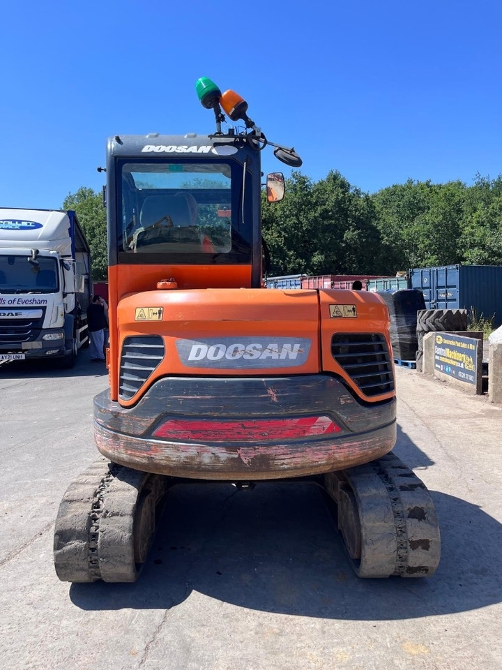 Doosan DX 63-3 - Мини-экскаватор: фото 4 Doosan DX 63-3 - Мини-экскаватор: фото 4