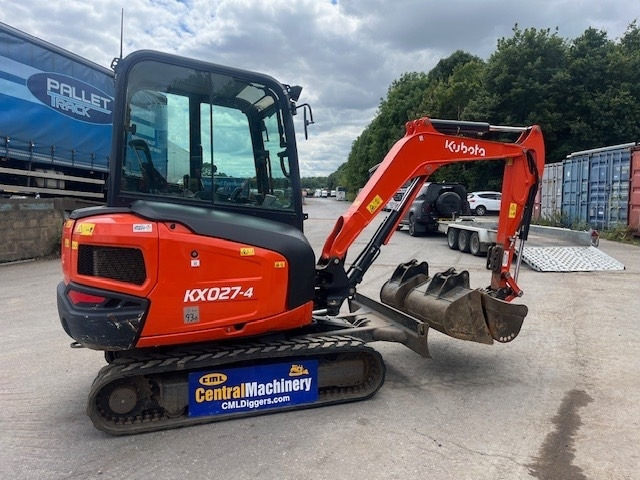 Kubota KX 027 - Мини-экскаватор: фото 1 Kubota KX 027 - Мини-экскаватор: фото 1