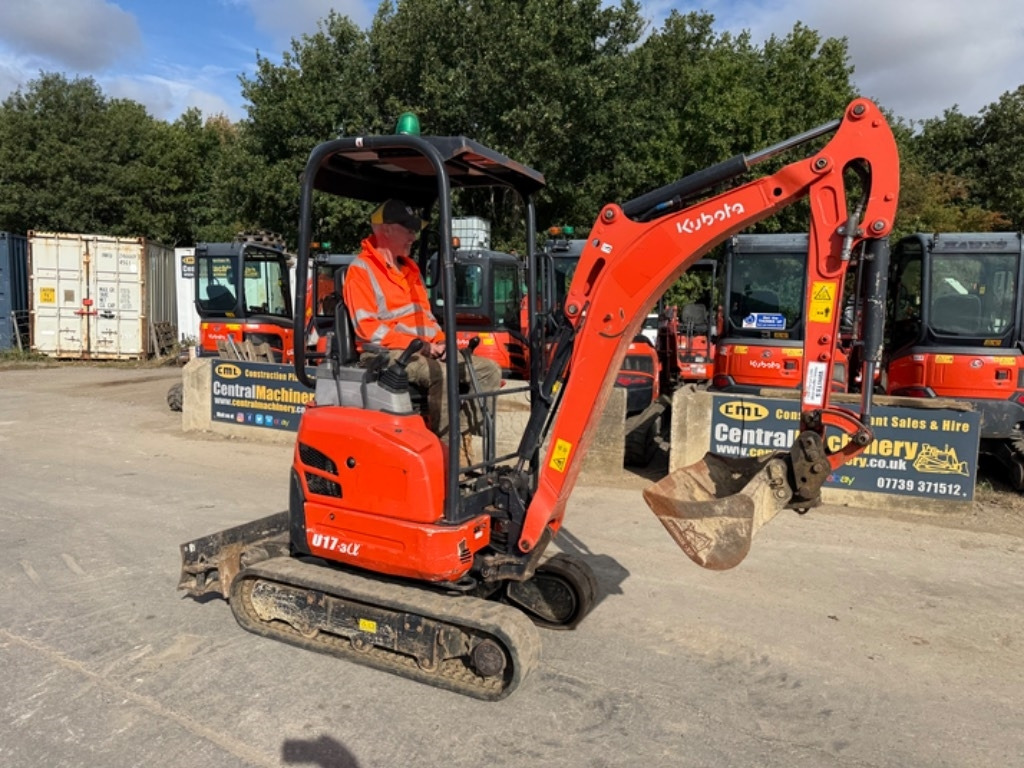 Kubota U 17-3 - Мини-экскаватор: фото 2 Kubota U 17-3 - Мини-экскаватор: фото 2