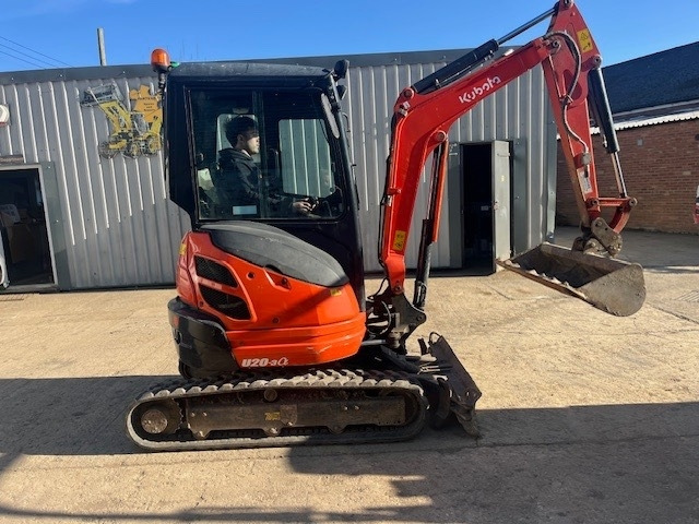 Kubota U 20-3 - Мини-экскаватор: фото 1 Kubota U 20-3 - Мини-экскаватор: фото 1
