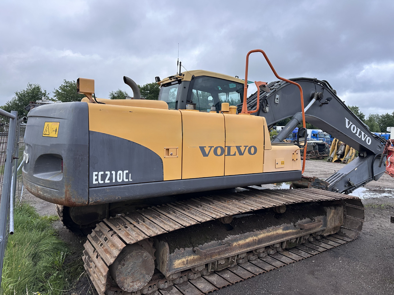 VOLVO EC 210 CL Deutsche Maschine! Top !!! - Гусеничный экскаватор: фото 2 VOLVO EC 210 CL Deutsche Maschine! Top !!! - Гусеничный экскаватор: фото 2