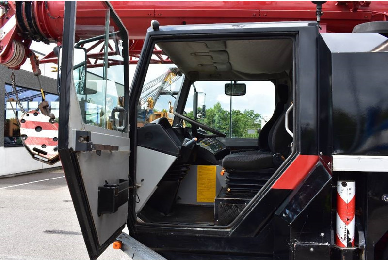 Вседорожный кран Liebherr LTM 1030-2: фото 9 Вседорожный кран Liebherr LTM 1030-2: фото 9