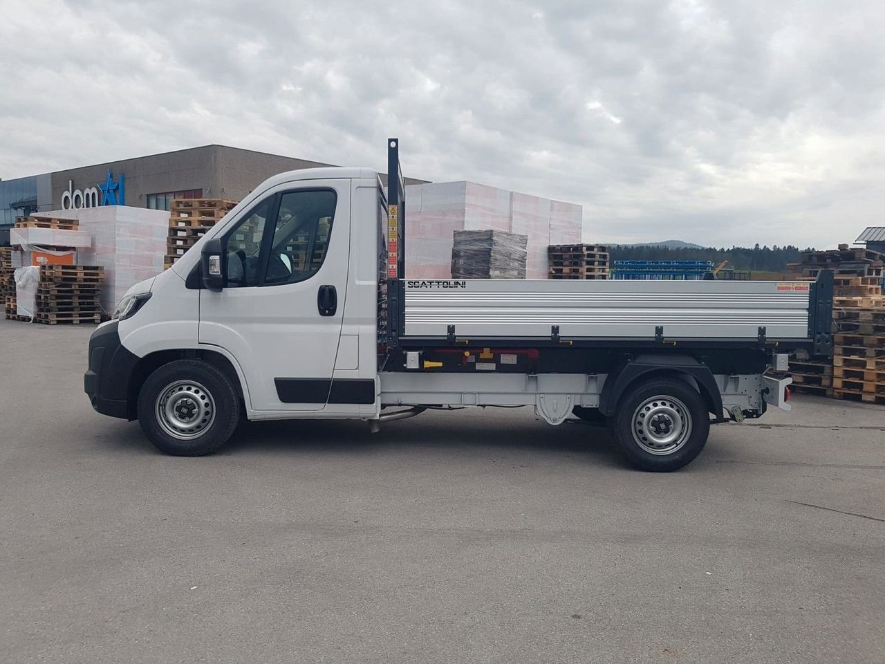 Fiat Ducato 35H L2H1 EKA 3-Seiten-Kipper 180 PS AHK - Малотоннажный самосвал: фото 3 Fiat Ducato 35H L2H1 EKA 3-Seiten-Kipper 180 PS AHK - Малотоннажный самосвал: фото 3