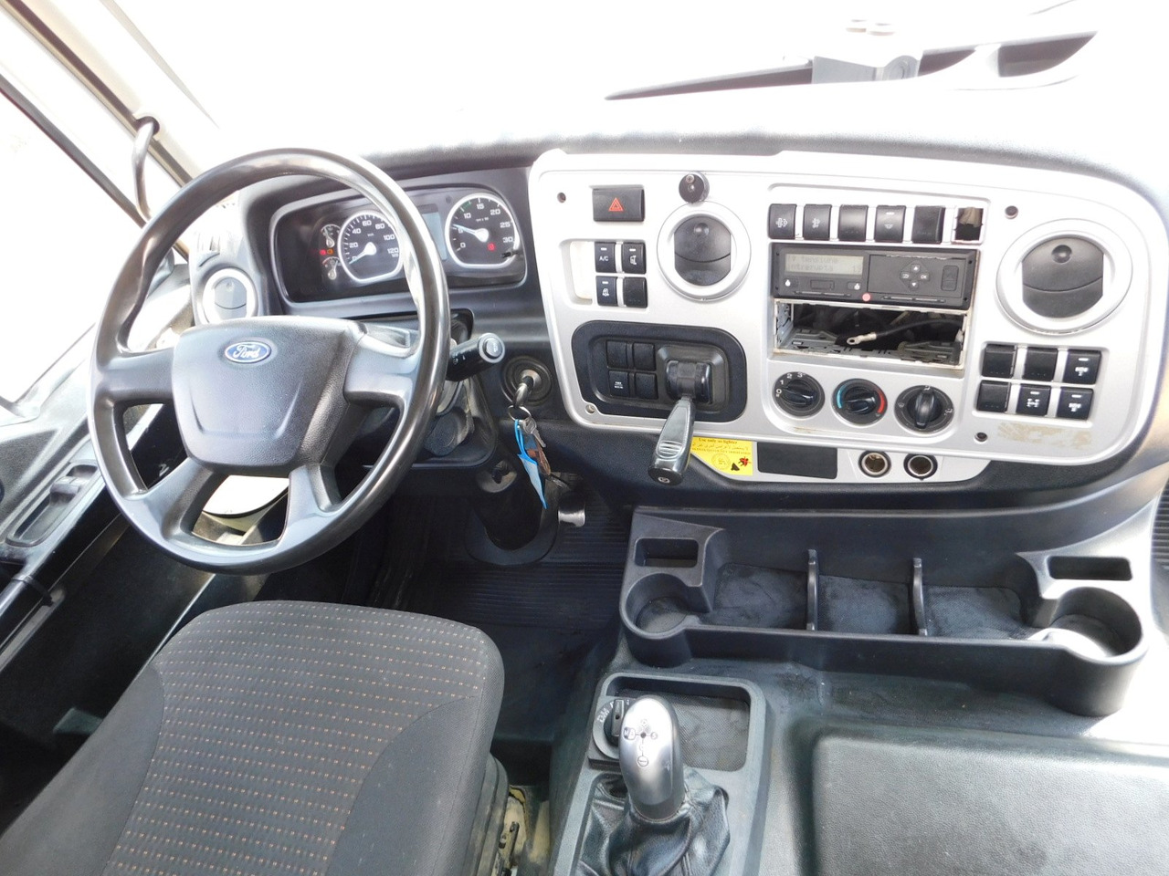 Автобетоносмеситель Ford Lt12xl 7h cargo 4142m: фото 6