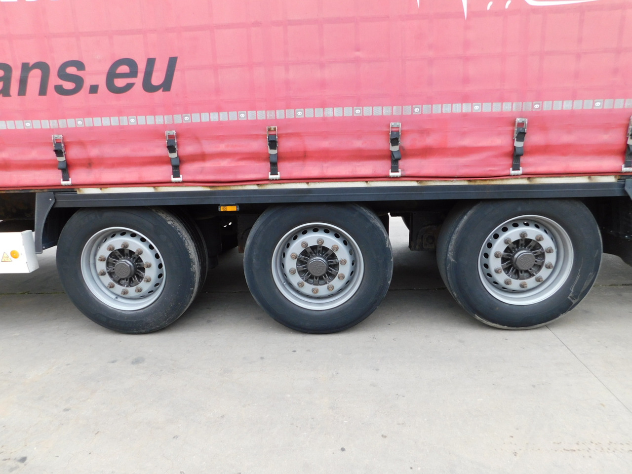 Krone Sd da06lnf - Тентованный полуприцеп: фото 5 Krone Sd da06lnf - Тентованный полуприцеп: фото 5