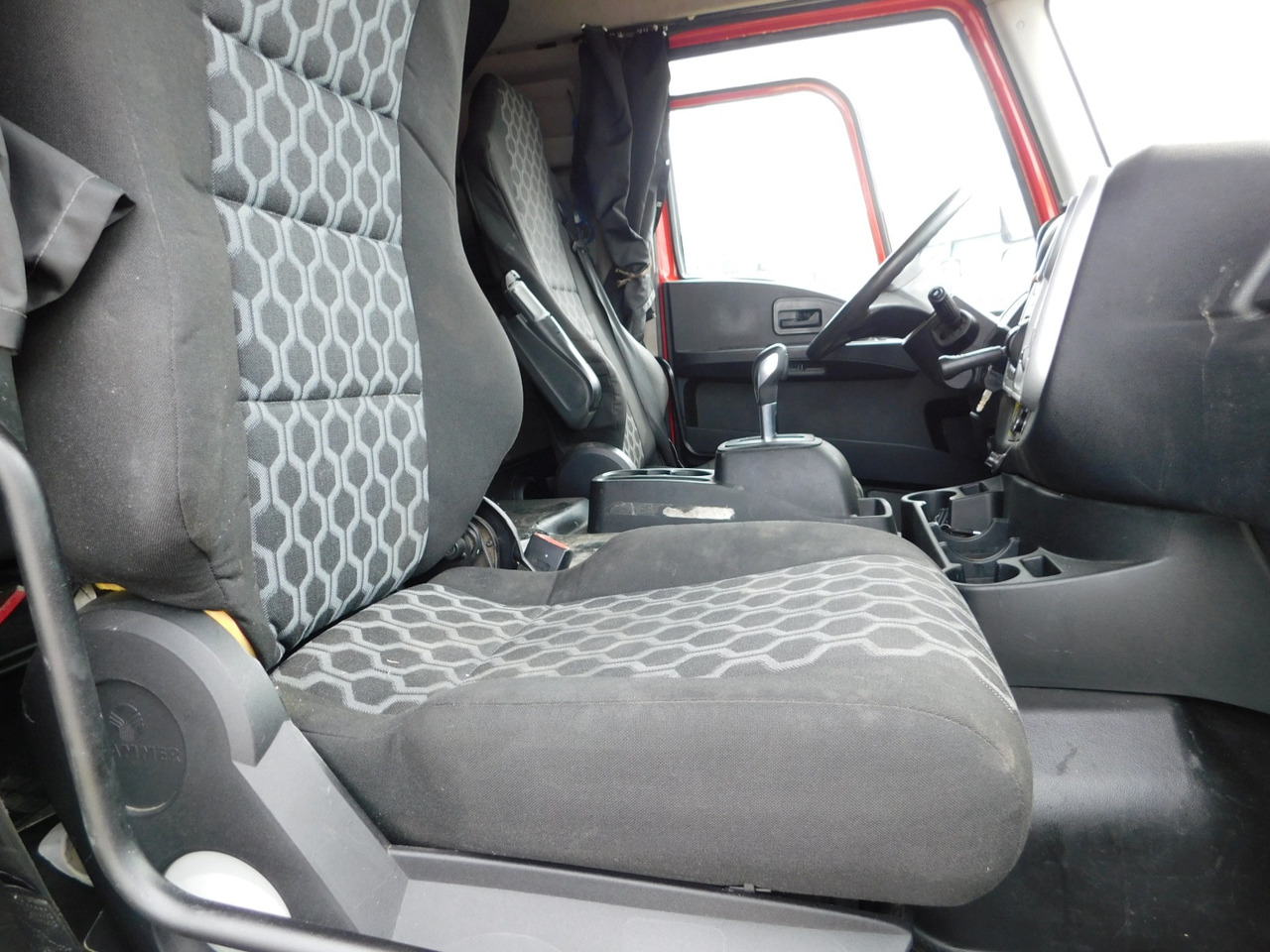 Ford 1848t 4x2 scab e6 12tx2620 - Тягач: фото 5 Ford 1848t 4x2 scab e6 12tx2620 - Тягач: фото 5