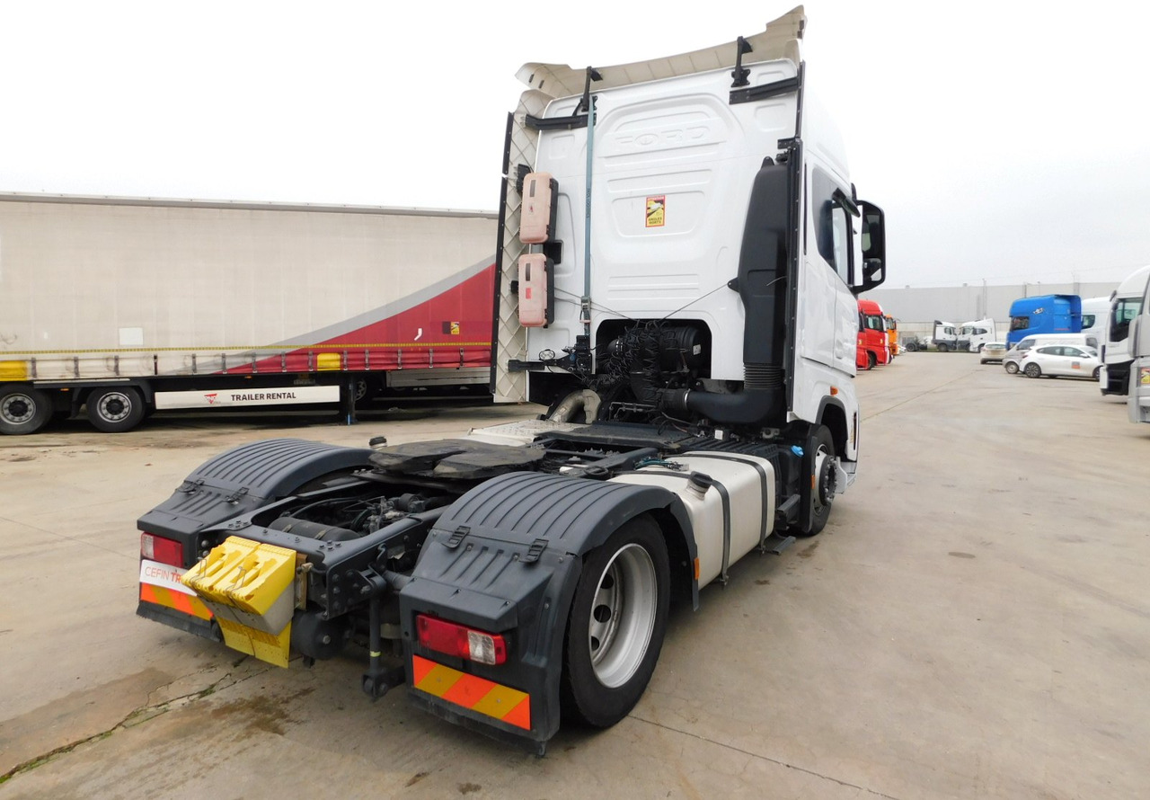 Ford F max ll 4x2 scab e6 12tx2620 - Тягач: фото 3 Ford F max ll 4x2 scab e6 12tx2620 - Тягач: фото 3