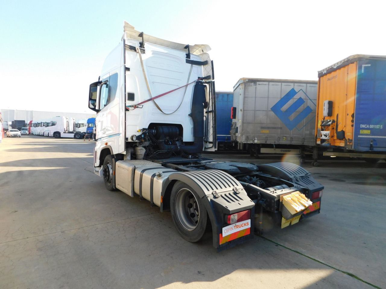 Ford F max ll 4x2 scab e6 12tx2620 - Тягач: фото 4 Ford F max ll 4x2 scab e6 12tx2620 - Тягач: фото 4