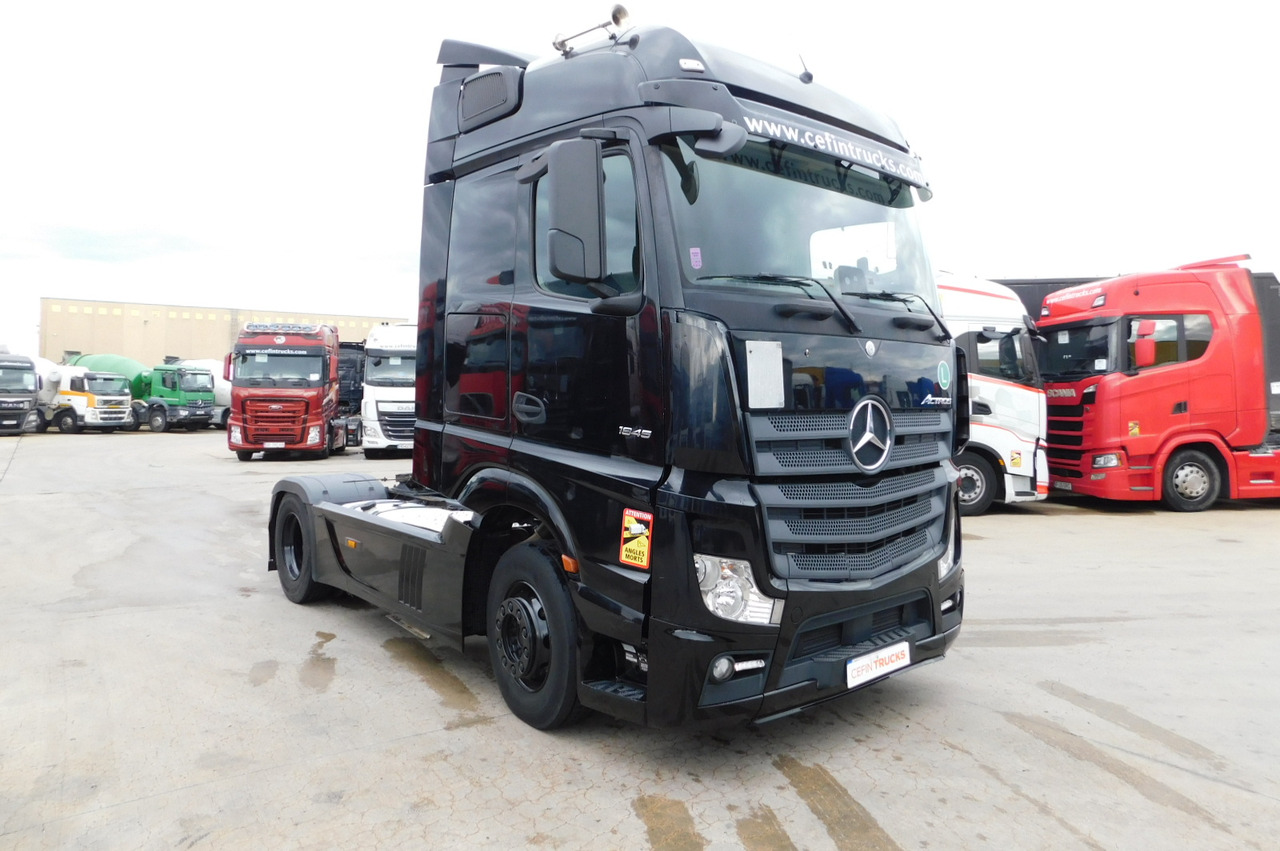 Mercedes Actros - Тягач: фото 2 Mercedes Actros - Тягач: фото 2