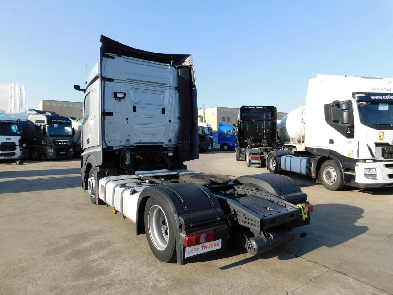 Mercedes Actros - Тягач: фото 4 Mercedes Actros - Тягач: фото 4