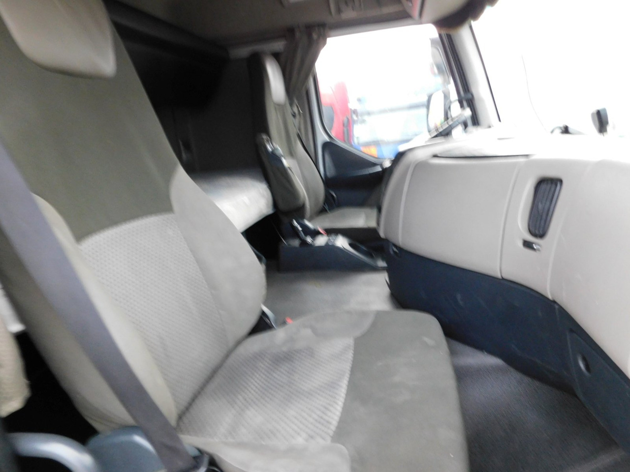 Renault Premium460dxi - Тягач: фото 5 Renault Premium460dxi - Тягач: фото 5