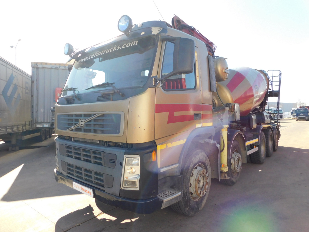 Volvo Pompa de beton cu mixer fm 9 - Автобетоносмеситель: фото 1 Volvo Pompa de beton cu mixer fm 9 - Автобетоносмеситель: фото 1