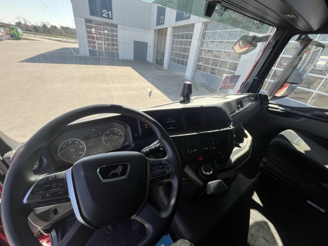 MAN TGX 26.470 6x2-4 LL - neu bereift Euro6 Intarder - Грузовик-контейнеровоз/ Сменный кузов: фото 4 MAN TGX 26.470 6x2-4 LL - neu bereift Euro6 Intarder - Грузовик-контейнеровоз/ Сменный кузов: фото 4