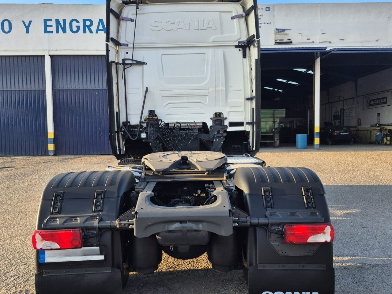 Scania R 590 - Тягач: фото 3 Scania R 590 - Тягач: фото 3