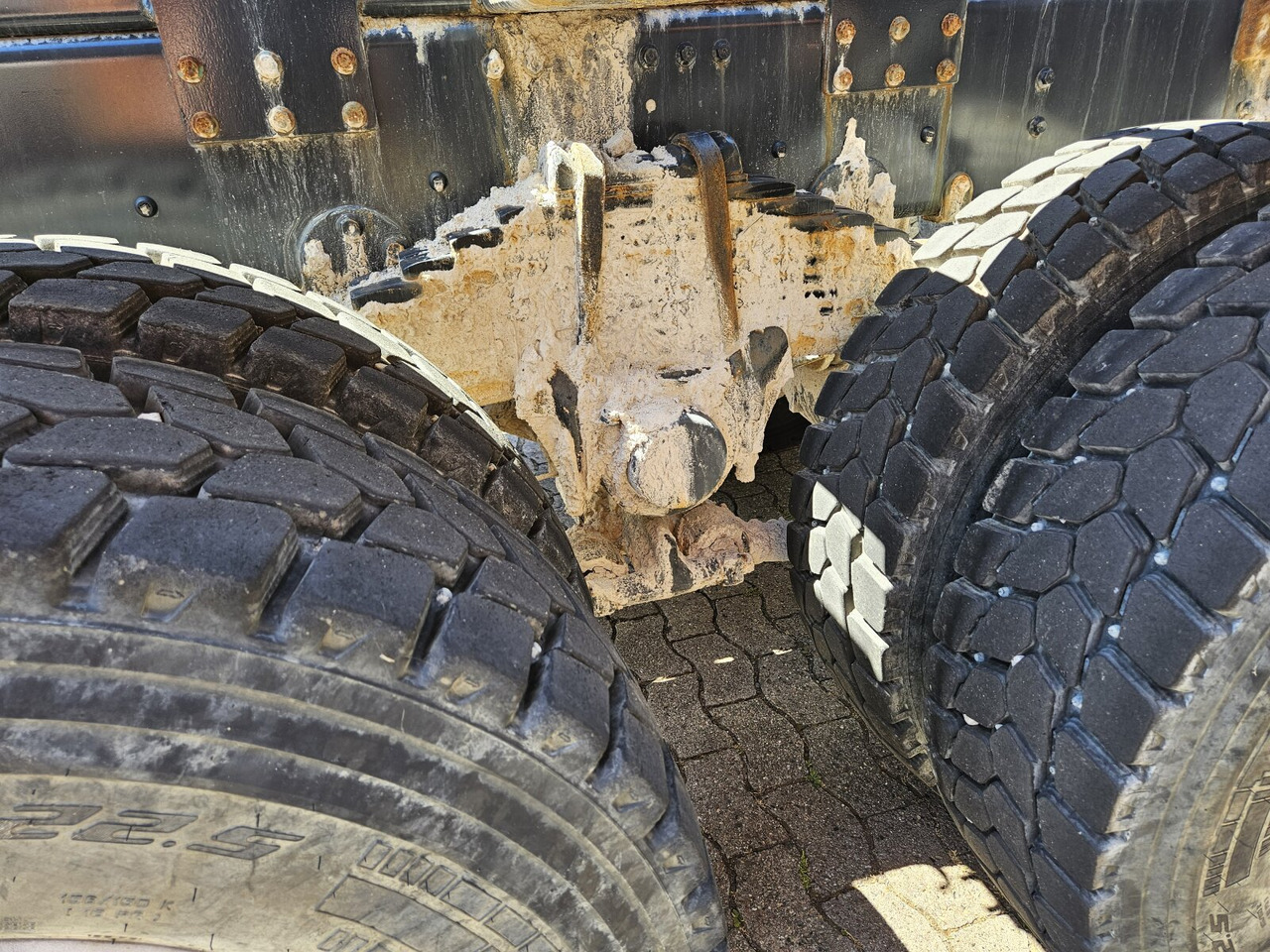 ASTRA HD9 86.50-90 8x6 ASTRA HD9 86.50-90 8x6, Unfallschaden, Cursor 13 - Грузовик-шасси: фото 4 ASTRA HD9 86.50-90 8x6 ASTRA HD9 86.50-90 8x6, Unfallschaden, Cursor 13 - Грузовик-шасси: фото 4