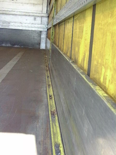 Ackermann PA-F 18/7.4 - Тентованный прицеп: фото 4 Ackermann PA-F 18/7.4 - Тентованный прицеп: фото 4