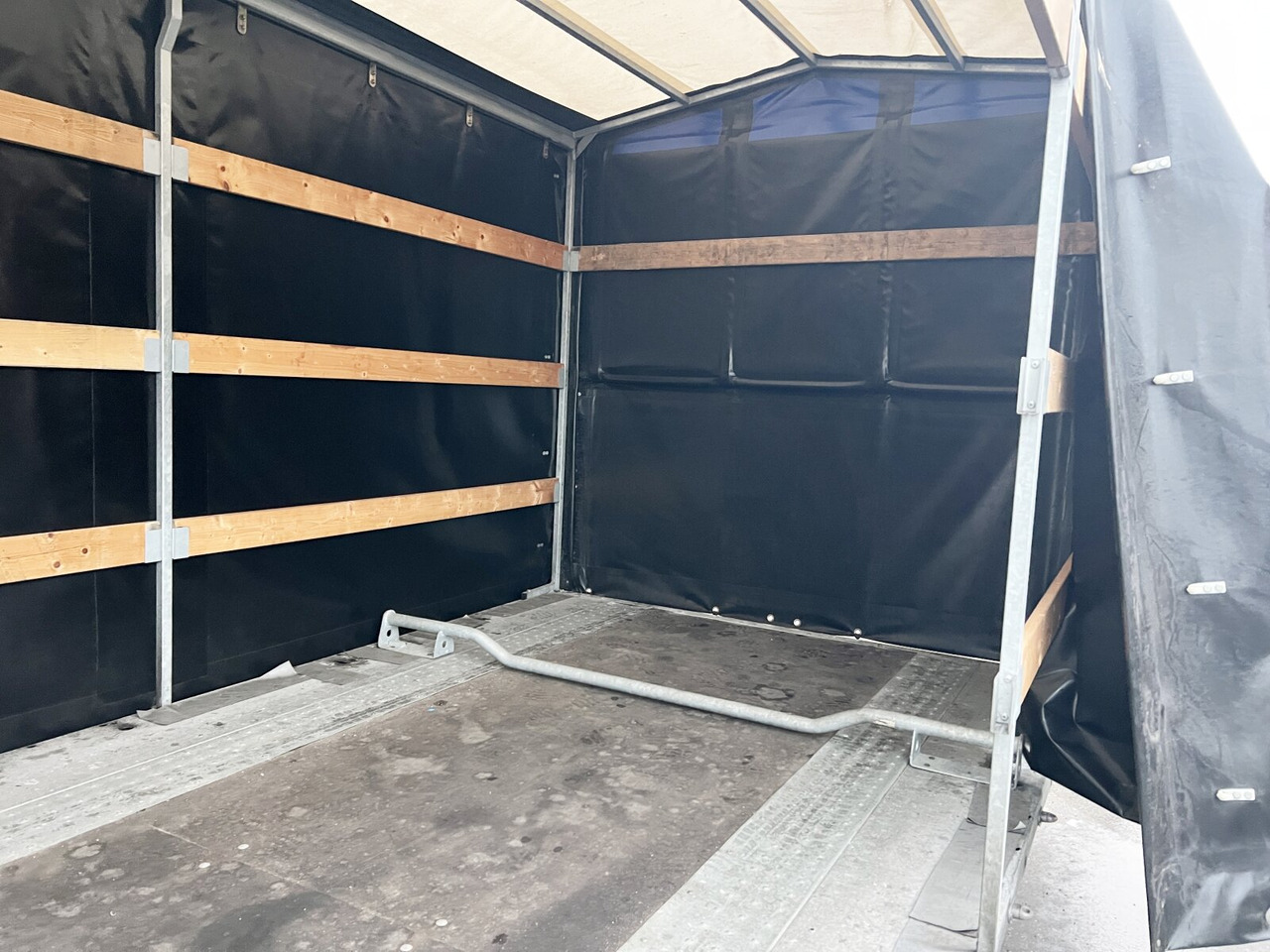 Низкорамный прицеп для транспортировки тяжёлой техники Brian James CarGO Connect Brian James CarGO Connect, Plane, Winde: фото 14