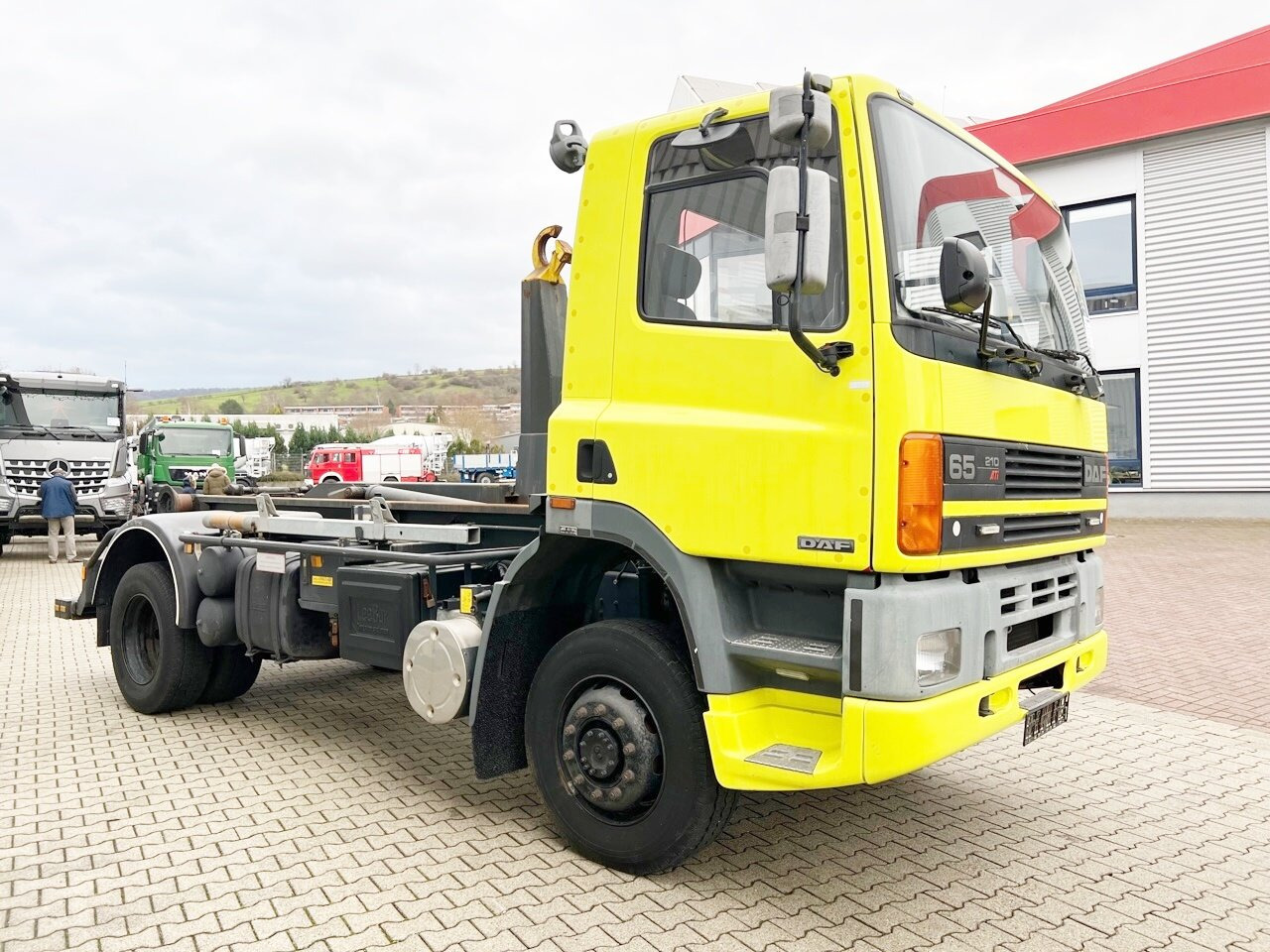 Крюковой мультилифт DAF 65.210 4x4 65.210 4x4: фото 8