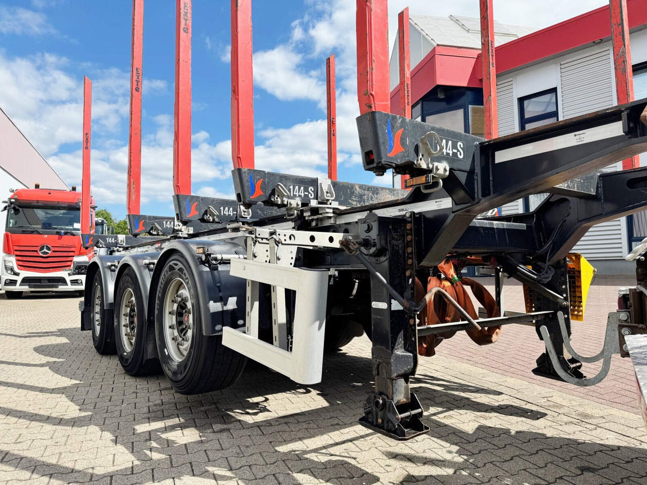 Полуприцеп лесовоз Doll LOGO H3L-14XL LOGO H3L-14XL, Liftachse, Nachlauflenkachse, teleskopierbar 9,4m-12,9: фото 13 Полуприцеп лесовоз Doll LOGO H3L-14XL LOGO H3L-14XL, Liftachse, Nachlauflenkachse, teleskopierbar 9,4m-12,9: фото 13