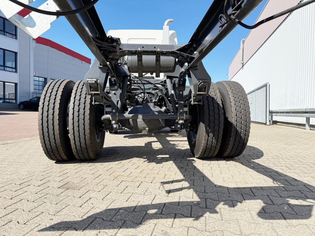 Новый Грузовик-шасси FL 280 4x4 FL 280 4x4, Nebenantrieb: фото 12