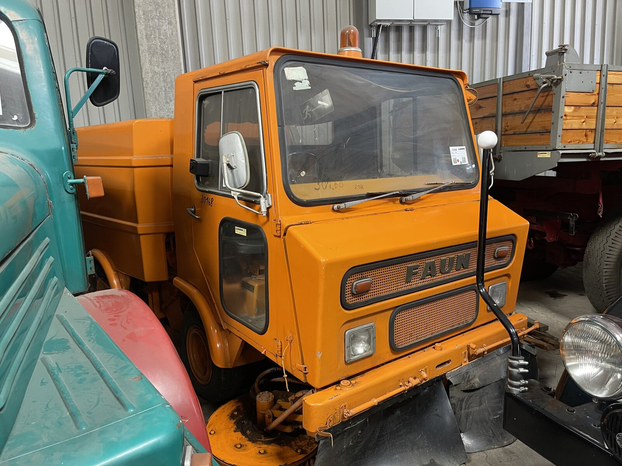 Faun AK 414 HW FAUN AK 414 HW - Подметально-уборочная машина: фото 1 Faun AK 414 HW FAUN AK 414 HW - Подметально-уборочная машина: фото 1