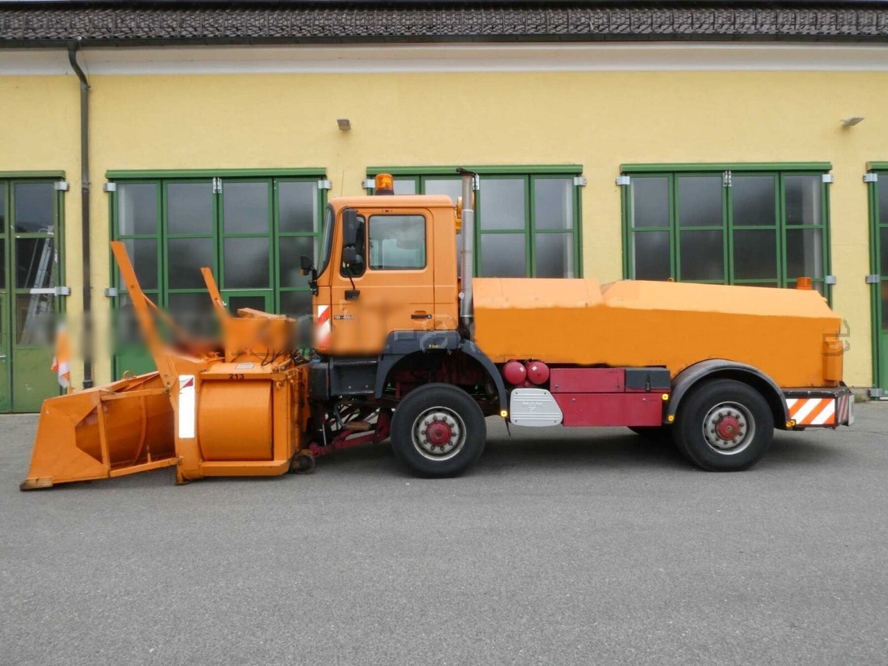 MAN 19.464 4x4 BB 19.464 4x4 BB, Schneefräse mit Separatmotor - Грузовик: фото 1 MAN 19.464 4x4 BB 19.464 4x4 BB, Schneefräse mit Separatmotor - Грузовик: фото 1
