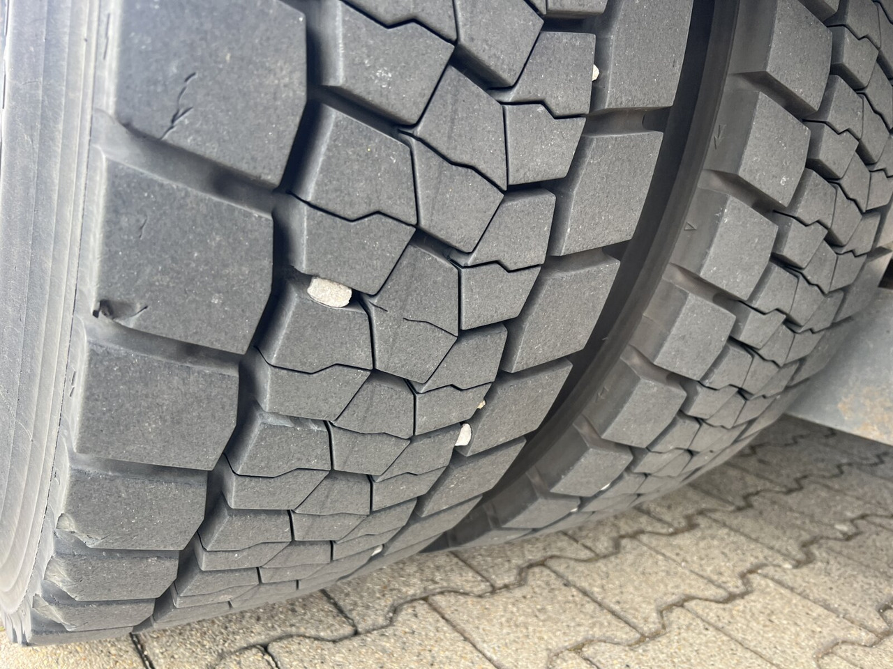 Mercedes-Benz Actros 2541 L 6x2 Actros 2541 L 6x2, Fahrschulausstattung, MegaSpace, Retarder, Liftachse, Traum Zustand - Грузовик: фото 4 Mercedes-Benz Actros 2541 L 6x2 Actros 2541 L 6x2, Fahrschulausstattung, MegaSpace, Retarder, Liftachse, Traum Zustand - Грузовик: фото 4