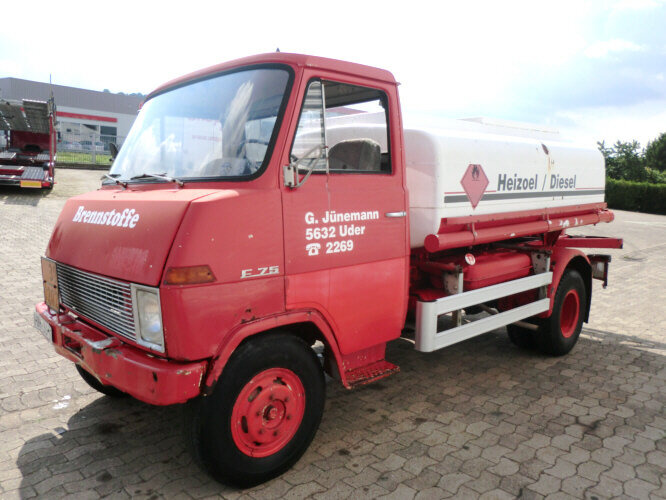 Hanomag F 75/35 Ki Hanomag-Henschel F 75/35 Ki, 5 cbm - Грузовик-цистерна: фото 3 Hanomag F 75/35 Ki Hanomag-Henschel F 75/35 Ki, 5 cbm - Грузовик-цистерна: фото 3