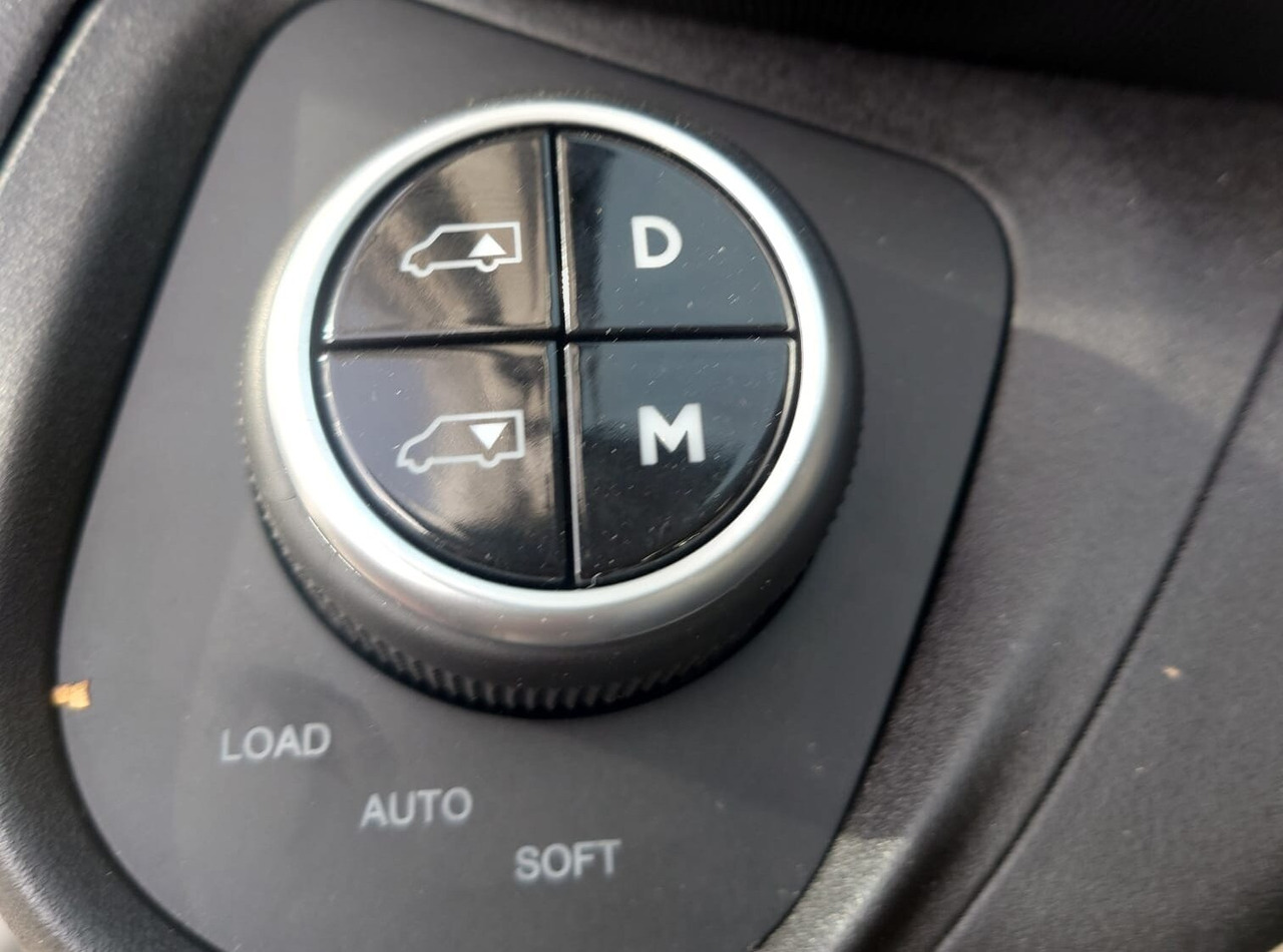 Iveco Daily 72C18H/P DK 4x2 Daily 72C18H/P DK 4x2, Nebenantrieb - Грузовик-шасси: фото 4 Iveco Daily 72C18H/P DK 4x2 Daily 72C18H/P DK 4x2, Nebenantrieb - Грузовик-шасси: фото 4