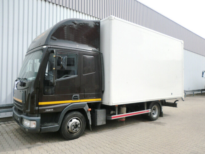 Iveco EuroCargo 75 E 17/4x2 EuroCargo 75 E 17/4x2, 6x VORHANDEN! - Грузовик с закрытым кузовом: фото 1 Iveco EuroCargo 75 E 17/4x2 EuroCargo 75 E 17/4x2, 6x VORHANDEN! - Грузовик с закрытым кузовом: фото 1