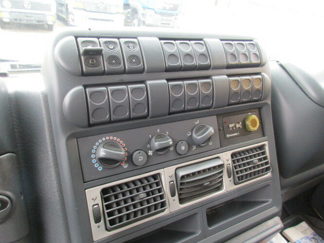 Грузовик с закрытым кузовом Iveco EuroCargo 75 E 17/4x2 EuroCargo 75 E 17/4x2, 6x VORHANDEN!: фото 8 Грузовик с закрытым кузовом Iveco EuroCargo 75 E 17/4x2 EuroCargo 75 E 17/4x2, 6x VORHANDEN!: фото 8