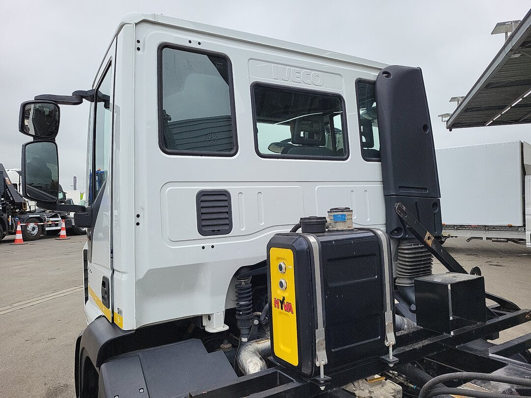 Iveco EuroCargo ML120E22 4x2 EuroCargo ML120E22 4x2, City-Abroller - Крюковой мультилифт: фото 2 Iveco EuroCargo ML120E22 4x2 EuroCargo ML120E22 4x2, City-Abroller - Крюковой мультилифт: фото 2