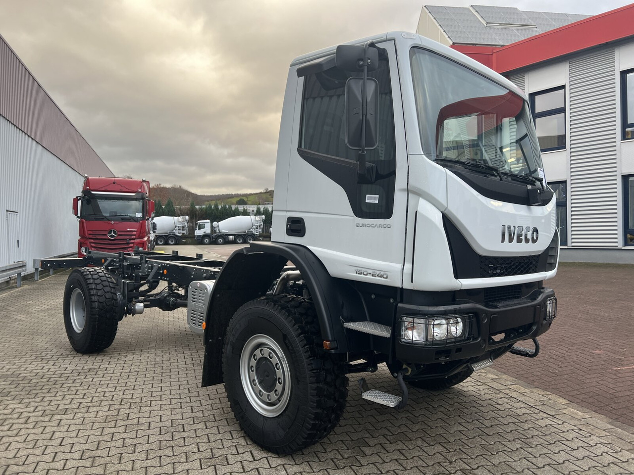 Новый Грузовик-шасси Iveco EuroCargo ML150E24 WS 4x4 EuroCargo ML150E24 WS 4x4, Euro3, mehrfach Vorhanden!: фото 9