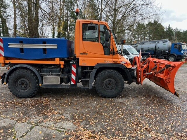 Unimog U 300 4x4 U 300 405/10 4x4, Kommunalhydraulik, WSK - Коммерческий автомобиль: фото 4 Unimog U 300 4x4 U 300 405/10 4x4, Kommunalhydraulik, WSK - Коммерческий автомобиль: фото 4