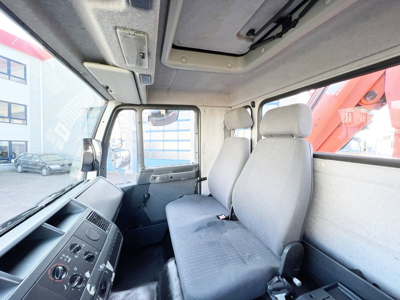 MAN 14.224 LAC 4x4 BB 14.224 LAC 4x4 BB mit Kran Atlas 100.1 - Автоманипулятор, Грузовик бортовой/ Платформа: фото 4 MAN 14.224 LAC 4x4 BB 14.224 LAC 4x4 BB mit Kran Atlas 100.1 - Автоманипулятор, Грузовик бортовой/ Платформа: фото 4
