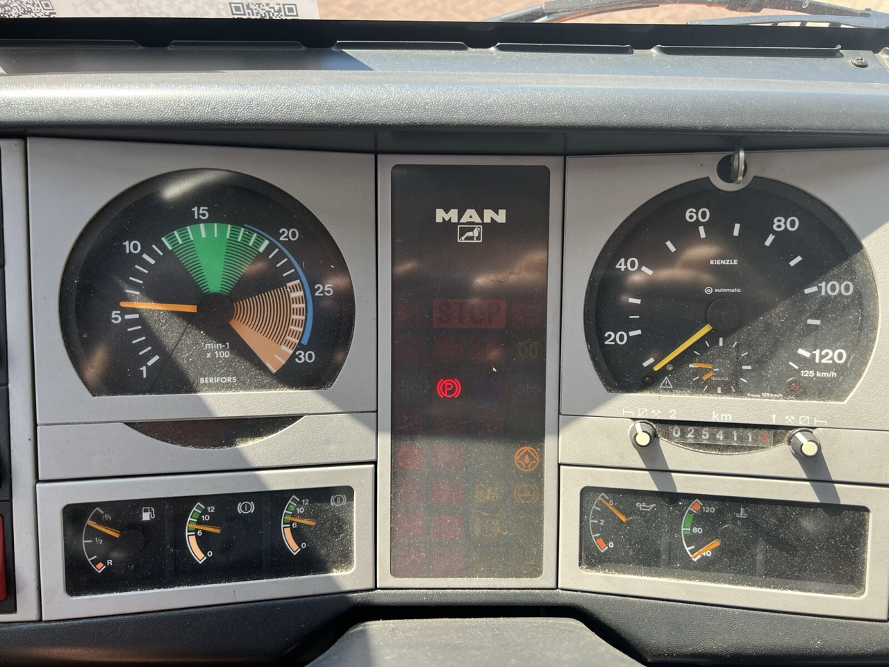 Крюковой мультилифт, Автоманипулятор MAN 25/18.284 6x2-4 LL 25/18.284 6x2-4 LL,Kran HMF 1113 K3, Funk, Retarder: фото 6