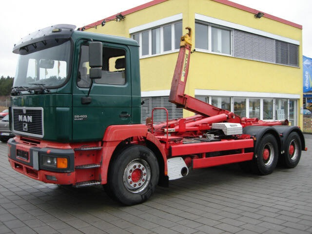 MAN E69 26.403 26.403 6x2, Marrell 26.70, AHK - Крюковой мультилифт: фото 1 MAN E69 26.403 26.403 6x2, Marrell 26.70, AHK - Крюковой мультилифт: фото 1