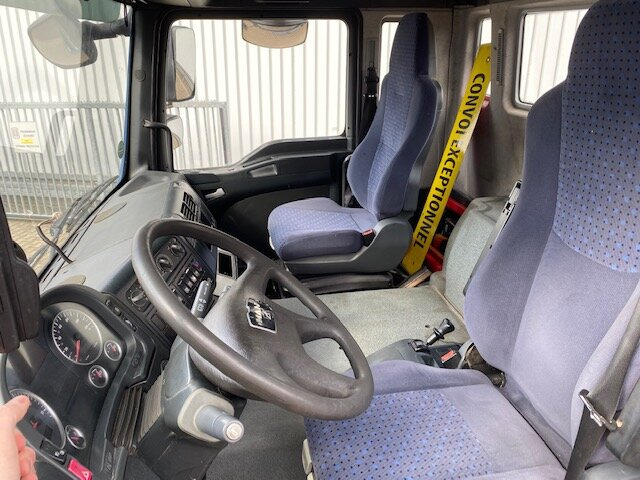 MAN TGA 35.480 8x4-4 BL TGA 35.480 8x4-4 BL, Lift-/Lenkachse - Грузовик-шасси: фото 4 MAN TGA 35.480 8x4-4 BL TGA 35.480 8x4-4 BL, Lift-/Lenkachse - Грузовик-шасси: фото 4