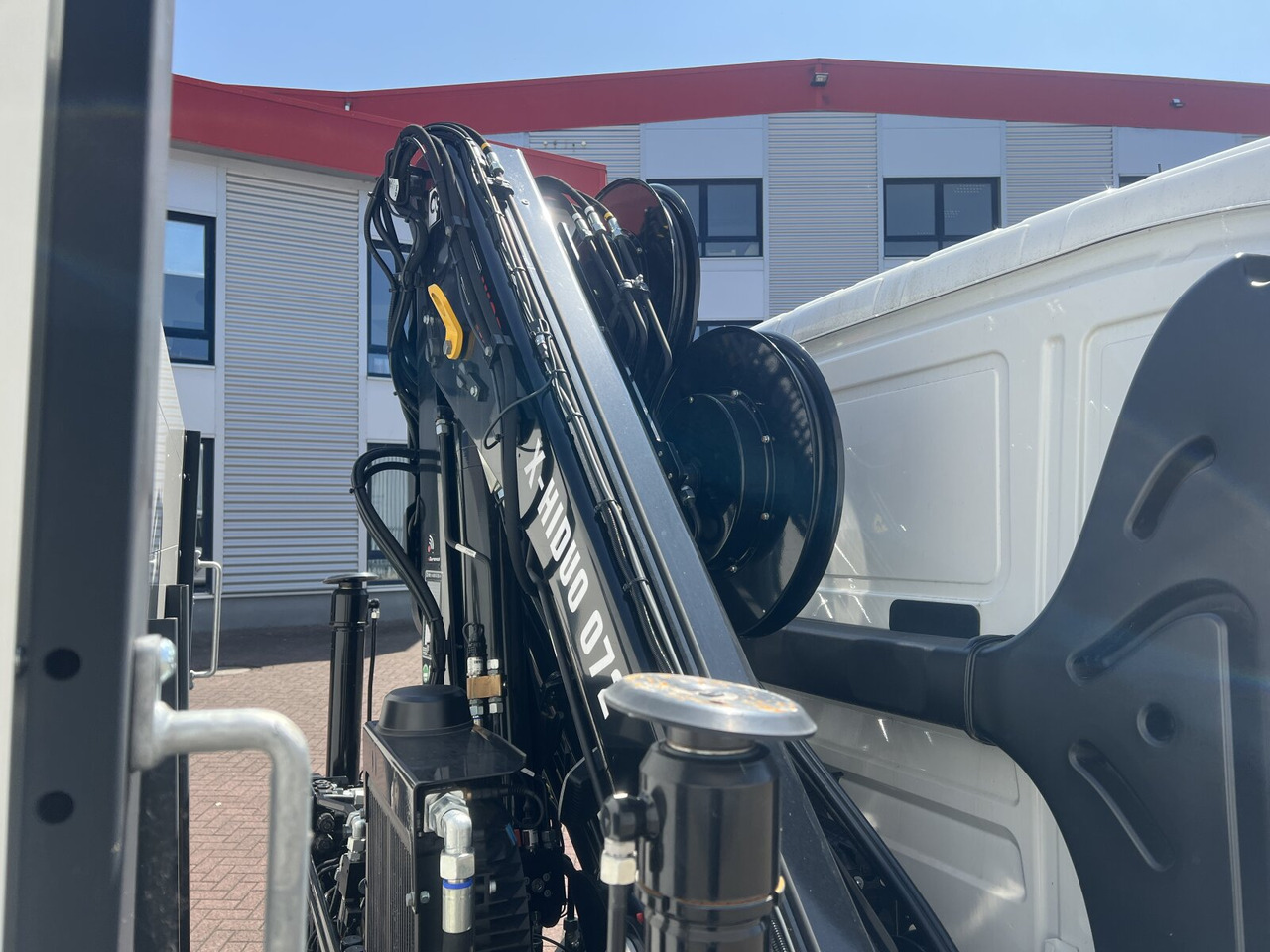 MAN TGL 12.190 4x2 BL TGL 12.190 4x2 BL mit Kran Hiab Hiduo 072DS-4 - Автоманипулятор: фото 5 MAN TGL 12.190 4x2 BL TGL 12.190 4x2 BL mit Kran Hiab Hiduo 072DS-4 - Автоманипулятор: фото 5