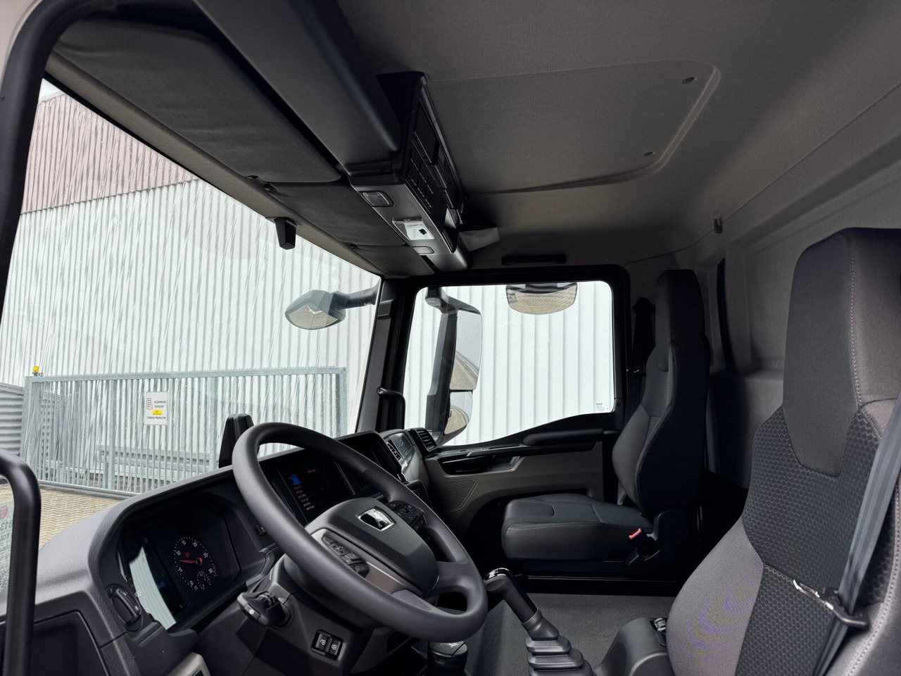 MAN TGL 8.160 4x2 BL CH TGL 8.160 4x2 BL CH - Грузовик-шасси: фото 3 MAN TGL 8.160 4x2 BL CH TGL 8.160 4x2 BL CH - Грузовик-шасси: фото 3