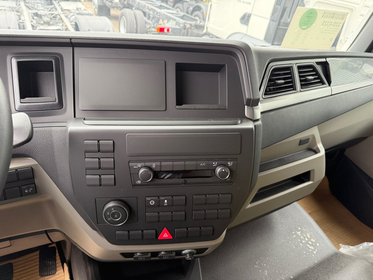 MAN TGM 13.250 4x4 BB CH TGM 13.250 4x4 BB CH, Only Export - Грузовик-шасси: фото 2 MAN TGM 13.250 4x4 BB CH TGM 13.250 4x4 BB CH, Only Export - Грузовик-шасси: фото 2