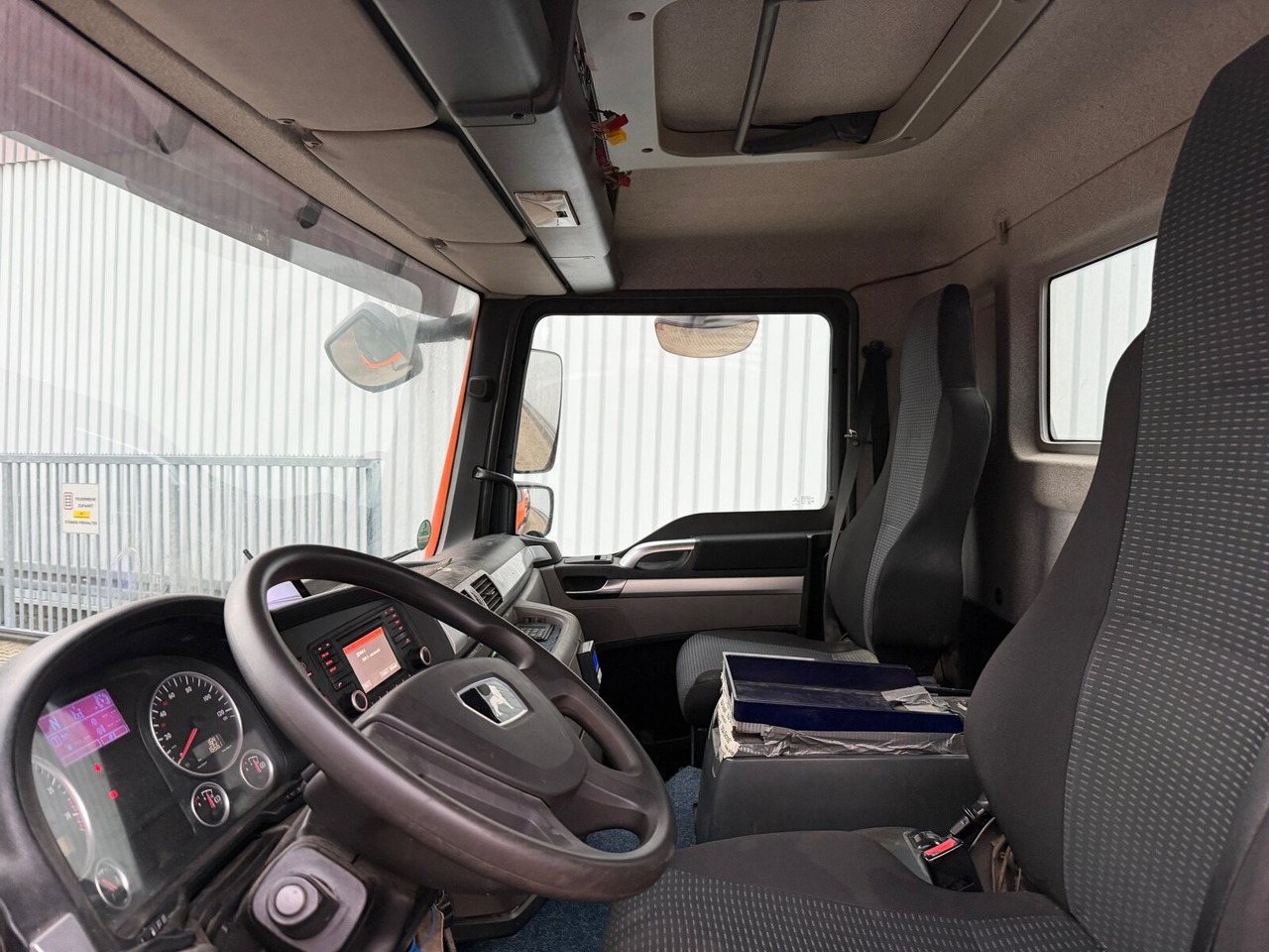 MAN TGM 18.290 4x2 BB TGM 18.290 4x2 BB, Tele-Absetzer - Портальный бункеровоз: фото 2 MAN TGM 18.290 4x2 BB TGM 18.290 4x2 BB, Tele-Absetzer - Портальный бункеровоз: фото 2