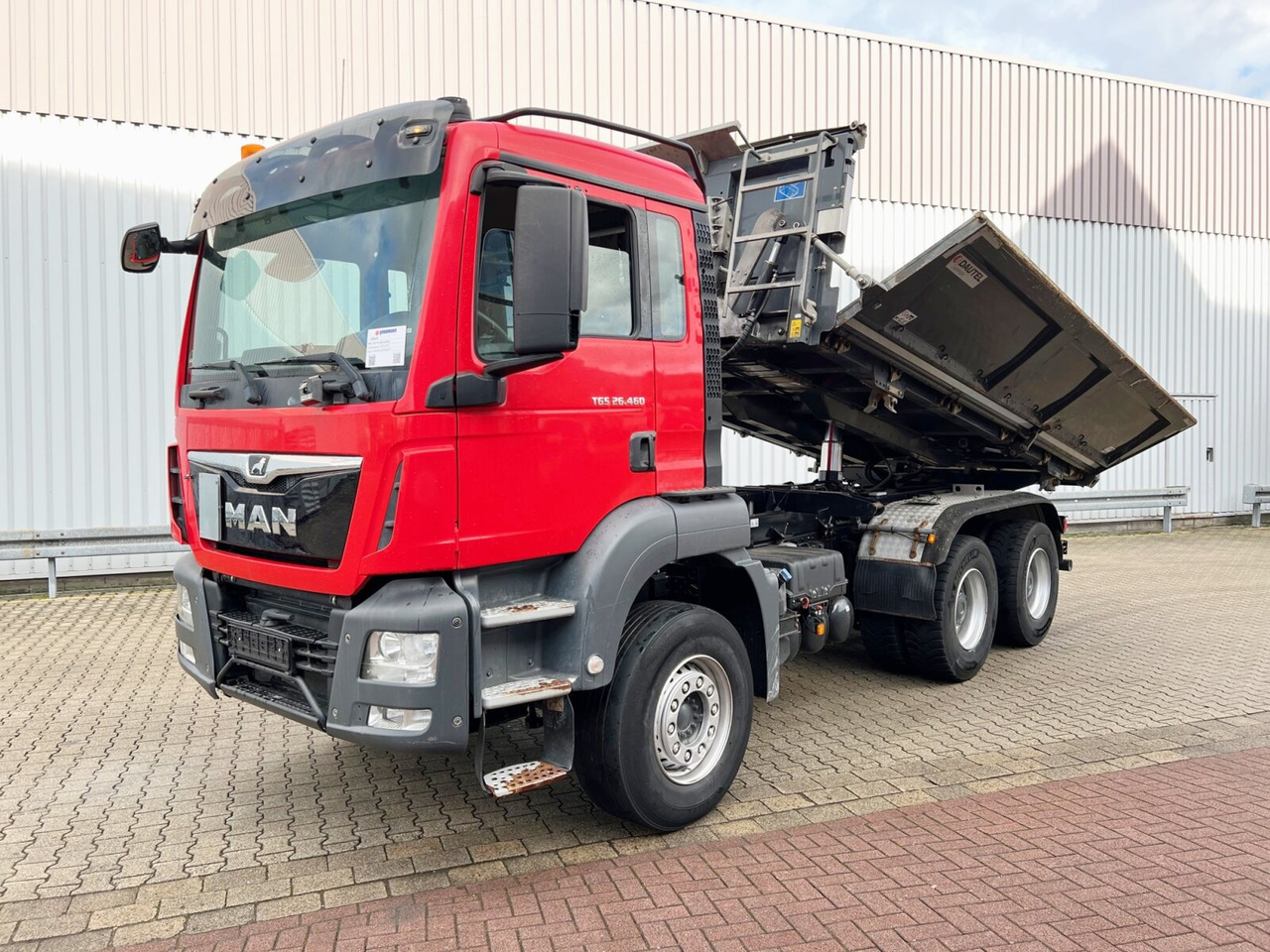 MAN TGS 26.460 6x4 BB TGS 26.460 6x4 BB, Intarder, Bordmatik - Самосвал: фото 1 MAN TGS 26.460 6x4 BB TGS 26.460 6x4 BB, Intarder, Bordmatik - Самосвал: фото 1