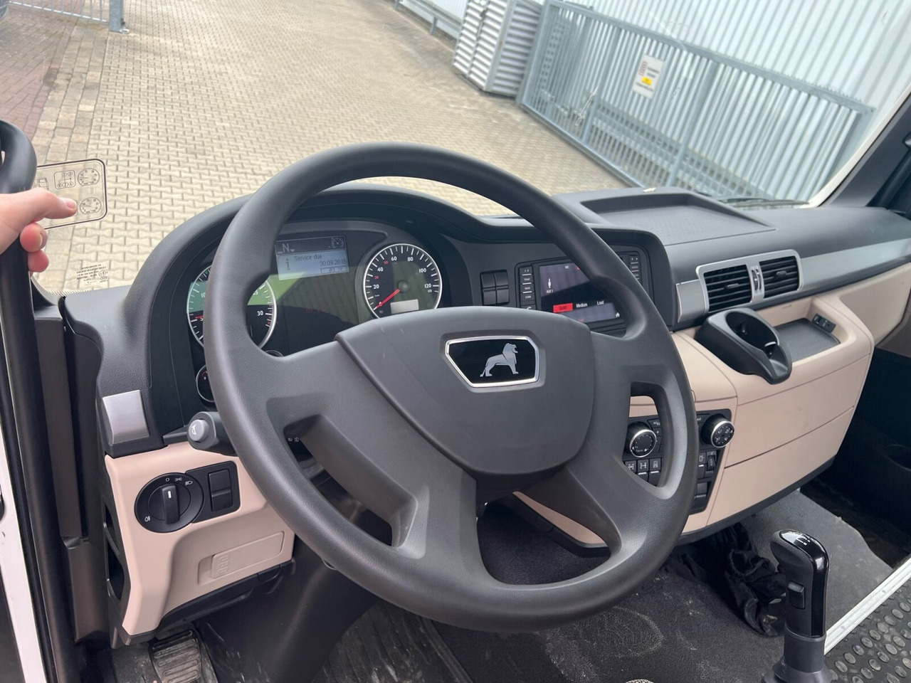 MAN TGS 33.360/440 6x4 BB TGS 33.360/440 6x4 BB, Häckslerkabine, NMV Nebenantrieb - Грузовик-шасси: фото 3 MAN TGS 33.360/440 6x4 BB TGS 33.360/440 6x4 BB, Häckslerkabine, NMV Nebenantrieb - Грузовик-шасси: фото 3