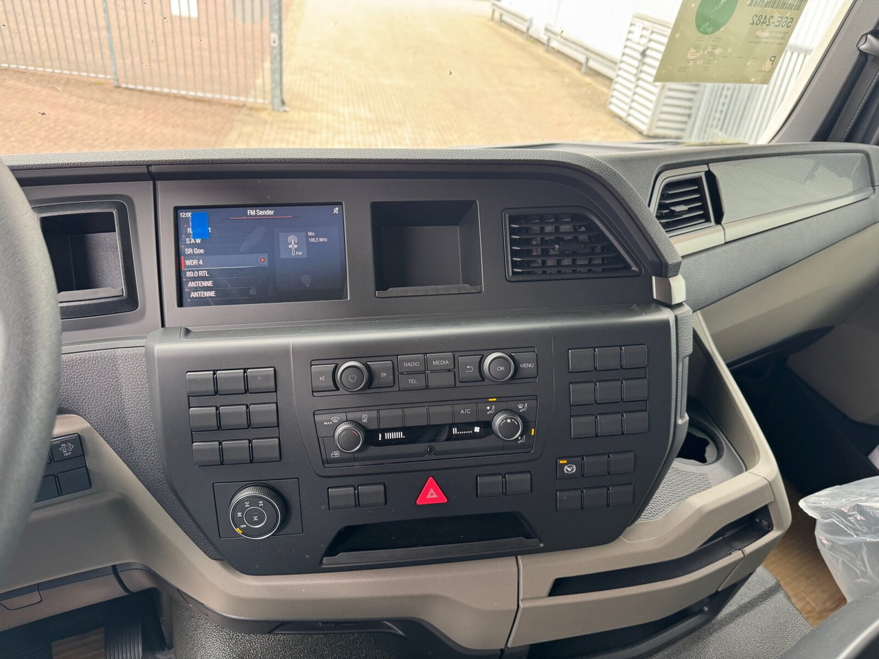 MAN TGS 33.480 6x6 BB CH TGS 33.480 6x6 BB CH, Hohe Bauart, Nebenantrieb - Грузовик-шасси: фото 5 MAN TGS 33.480 6x6 BB CH TGS 33.480 6x6 BB CH, Hohe Bauart, Nebenantrieb - Грузовик-шасси: фото 5