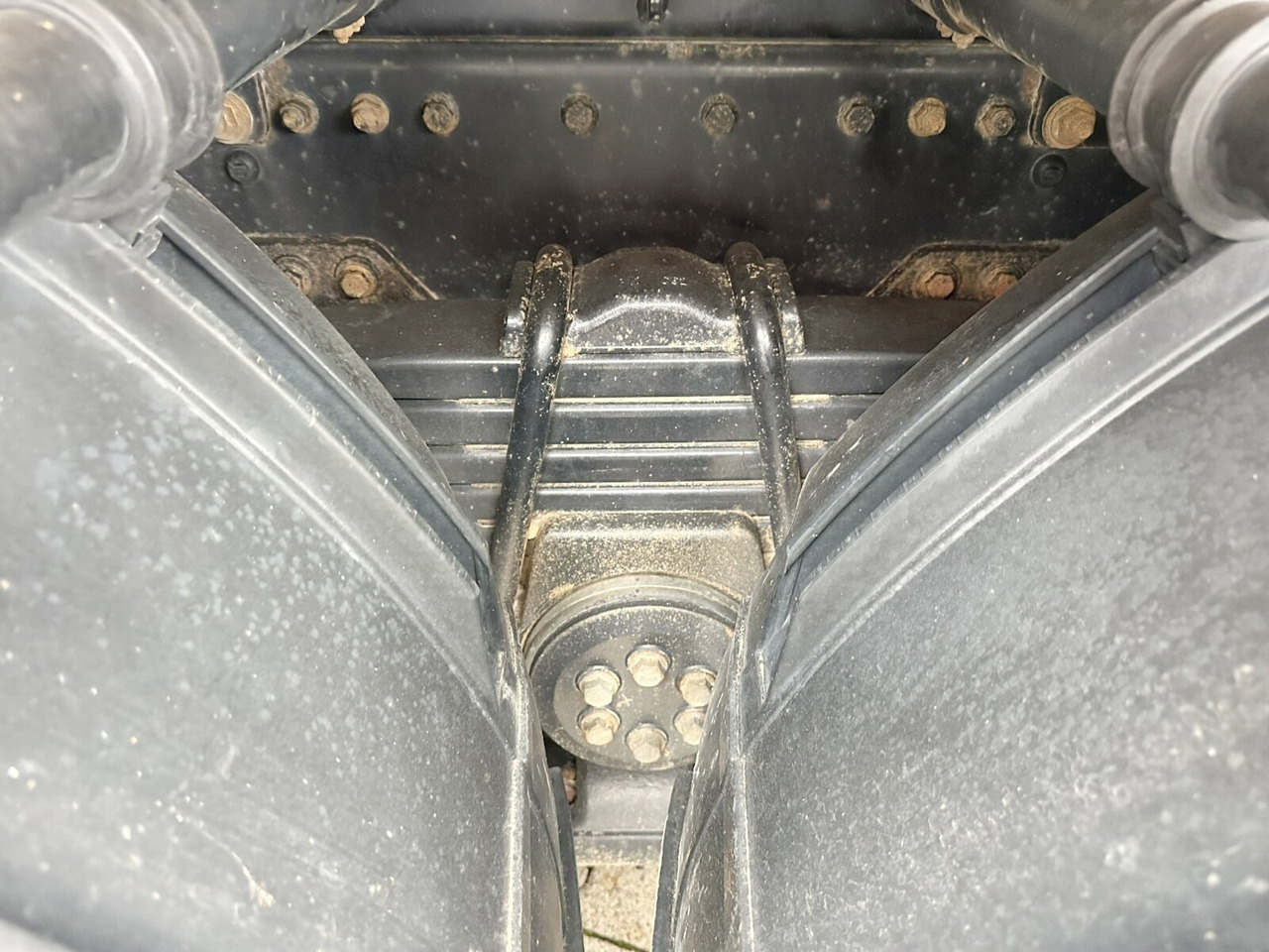 MAN TGS 35.460 8X4 BB TGS 35.460 8X4 BB, Meiller Bordmatik, Rollplane, 13m³ - Самосвал: фото 5 MAN TGS 35.460 8X4 BB TGS 35.460 8X4 BB, Meiller Bordmatik, Rollplane, 13m³ - Самосвал: фото 5