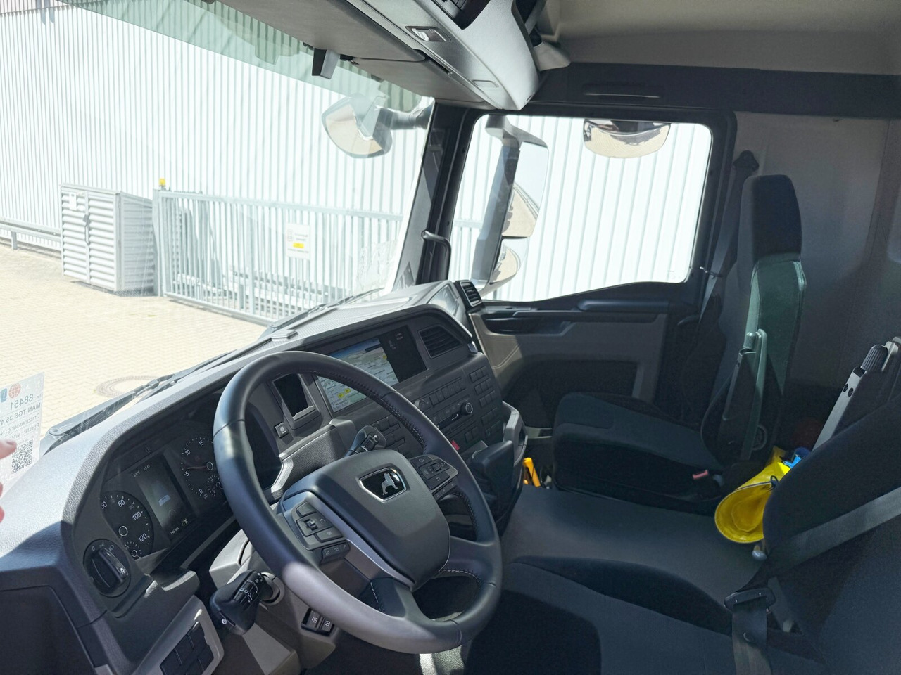 MAN TGS 35.470 8x4-4 BL TGS 35.470 8x4-4 BL, Lenk-/Liftachse, Navi, Motorabtrieb - Крюковой мультилифт: фото 2 MAN TGS 35.470 8x4-4 BL TGS 35.470 8x4-4 BL, Lenk-/Liftachse, Navi, Motorabtrieb - Крюковой мультилифт: фото 2