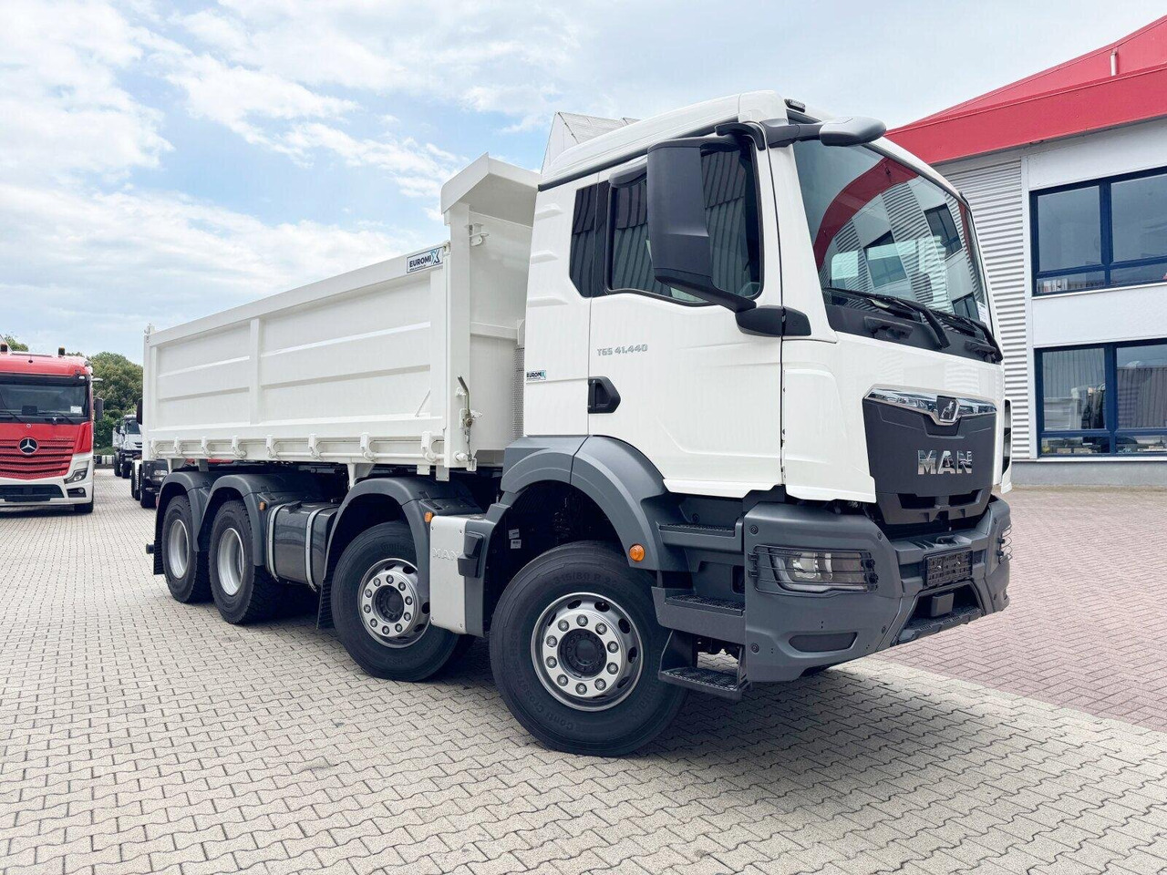MAN TGS 41.440 8x4 BB TGS 41.440 8x4 BB, Bordmatik, ca. 16m³ - Самосвал: фото 5 MAN TGS 41.440 8x4 BB TGS 41.440 8x4 BB, Bordmatik, ca. 16m³ - Самосвал: фото 5
