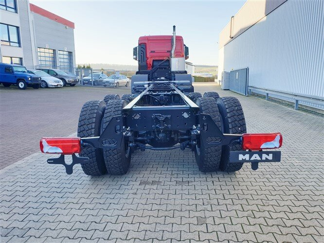 Новый Грузовик-цистерна MAN TGS 41.480 8X6 BB TGS 41.480 8X6 BB, ca. 25.000l mit Separatpumpe: фото 10
